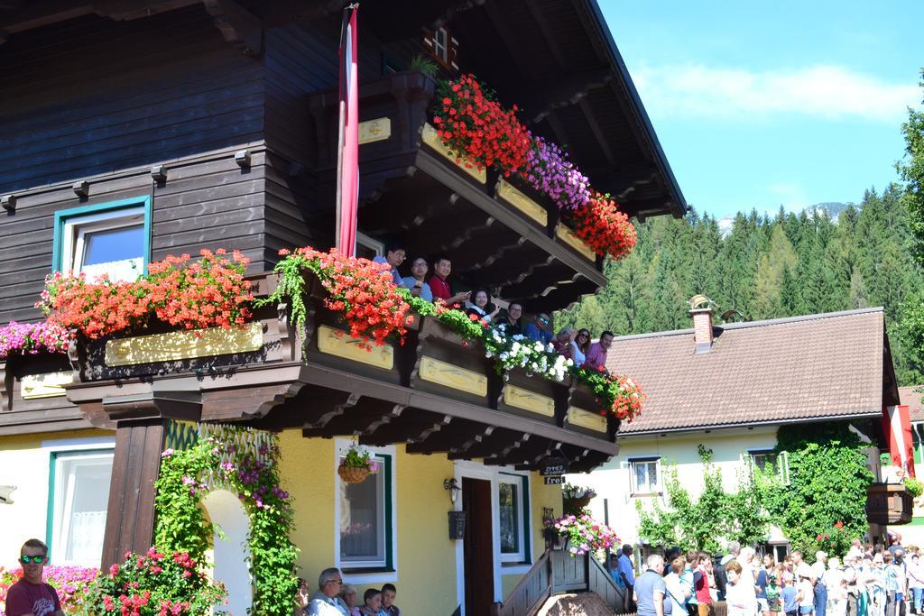 Pension Haus Rohrmoser Lungotz Exterior photo